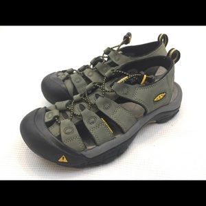 Keen Waterproof Hiking Sandals Green Size 7